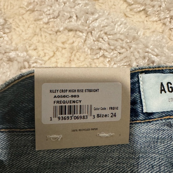AGOLDE Riley High Rise Straight Crop in Frequency NWT - Picture 2 of 2